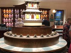 -The Diamond Jubilee Tea Salon at Fortnum & Mason