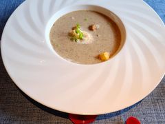 奶油培根蘑菇意面-弦月窗LUNETTE BY AMANDA(复兴路店)