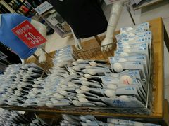 -优衣库(上海正大广场店)