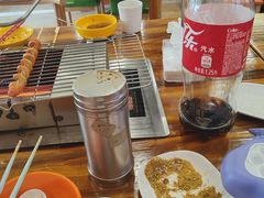 -哈尔滨小酒馆·鲜肉现穿自助烧烤(康新花园店)