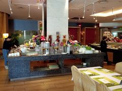 自助取餐区-圣廷苑酒店-世纪楼菲苑自助餐厅