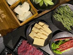 -渝涯重庆豆花老火锅(中赢国际店)