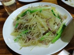 土豆炒肉丝-弓虽昌焖烧鸡(大竹林店)