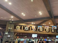 -横琴湾畔餐厅(长隆海洋王国白鲸剧场店)