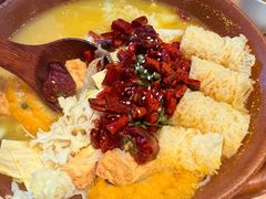 酸菜愉-七色云蔬食(喜邻里店)