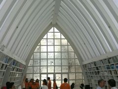 -钟书阁(松江泰晤士小镇店)