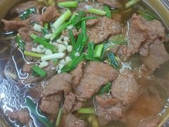 水煮牛肉-顾师傅特色炒菜(富民路店)