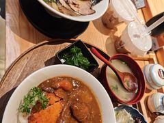 -一豚轩·烧鸟·豚骨拉面(五四路店)