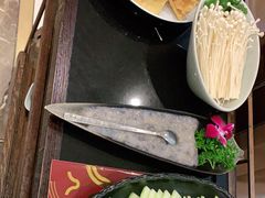 -捞神汤物料理(正大广场店)
