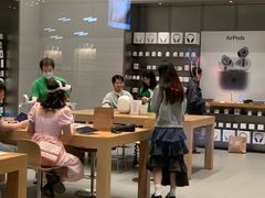 -Apple零售店(华贸购物中心店)
