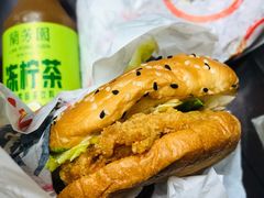 -华莱士·炸鸡汉堡(西中市店)