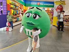 -m豆巧克力世界(上海世茂广场店)