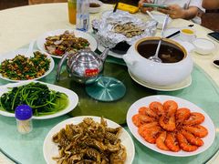 -鹏城人家海鲜酒家·23年老字号(较场尾店)