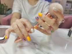 -由甲·美甲美睫工作室