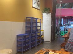 -利姐牧牛匠老火锅(兰花店)