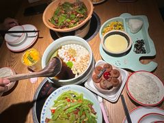 -吃饭皇帝大土家民族菜(正大广场店)