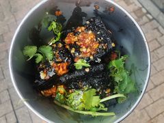 -黑色经典臭豆腐·湖南特产(坡子街店)