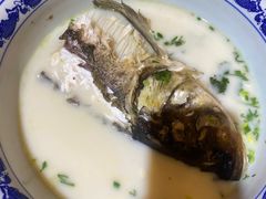 -南京金牛湖巨碗鱼头
