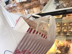 -红宝石·鲜奶小方·海派西点房(南丹店)