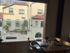 靠窗位-BOR Eatery(安福路店)