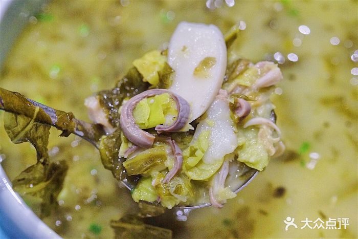 院8里·有院子的老川菜(天府二街店)酸菜肚丝汤图片 - 第3张
