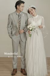 -雪中彩影婚纱摄影·微光艺术中心