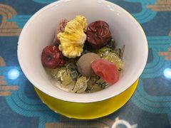 -三江源美食城