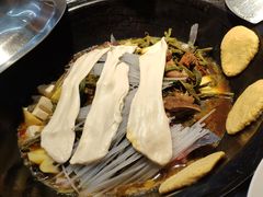 -屯老二农家铁锅炖·行业领军者(梅江店)