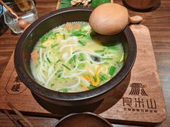 -良米山·云南野生菌过桥米线(上海首店)