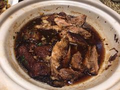 -老码头黑皮肘子锅包肉(文政街店)