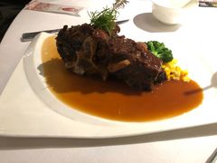 慢火熬谷饲牛脊骨肉-新同乐鱼翅酒家(美丽华店)