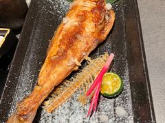 -铭牛烧肉·和牛海鲜自助(高新月牙湖店)