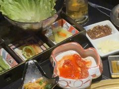 -山川小町·极番烧肉(新地假日广场店)
