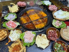 -乖嬢嬢重庆老火锅(南联店)