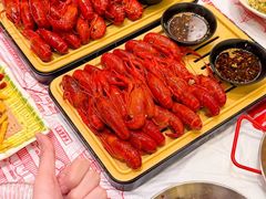 -肥肥虾庄·金牌油焖大虾(汉街SKP店)
