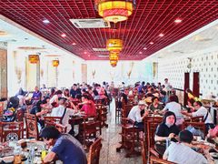 大堂-九尺赵老四鲜鹅肠火锅