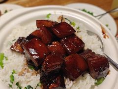红烧肉焖饭-新白鹿餐厅(龙游路总店·杭帮菜名店)