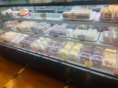 面包甜点陈列柜-新侨三宝乐面包店(崇文门店)