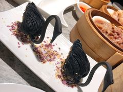 黑天鹅榴莲酥-悦秀·高级粤菜