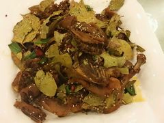 -唐师傅湘西名菜馆(武陵路店)