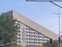 -乔波室内滑雪场