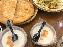-清真·玛丽亚新疆菜主题餐厅(浙江中路店)