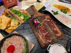 -热火朝天鲜切牛肉火锅(南强街巷店)