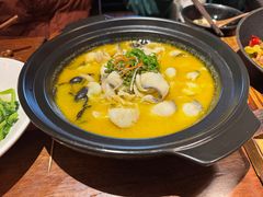金汤酸菜鱼-马灯部落·西湖边的创意山景餐厅(虎跑动物园店)