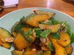 香炒板栗瓜-柴窝堡22号辣子鸡·传承新疆菜