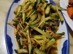 黄瓜拌金针菇-夕阳红小吃(中街大悦城店)