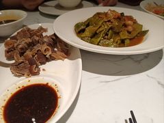 -关东小磨东北菜(漕河泾印象城店)