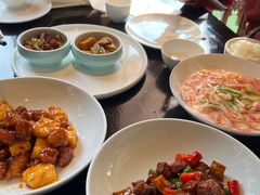 -通安客栈中餐厅·何家小馆