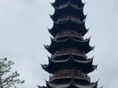 -龙华寺