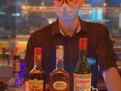 -星巴克臻选(上海合生汇1F店)